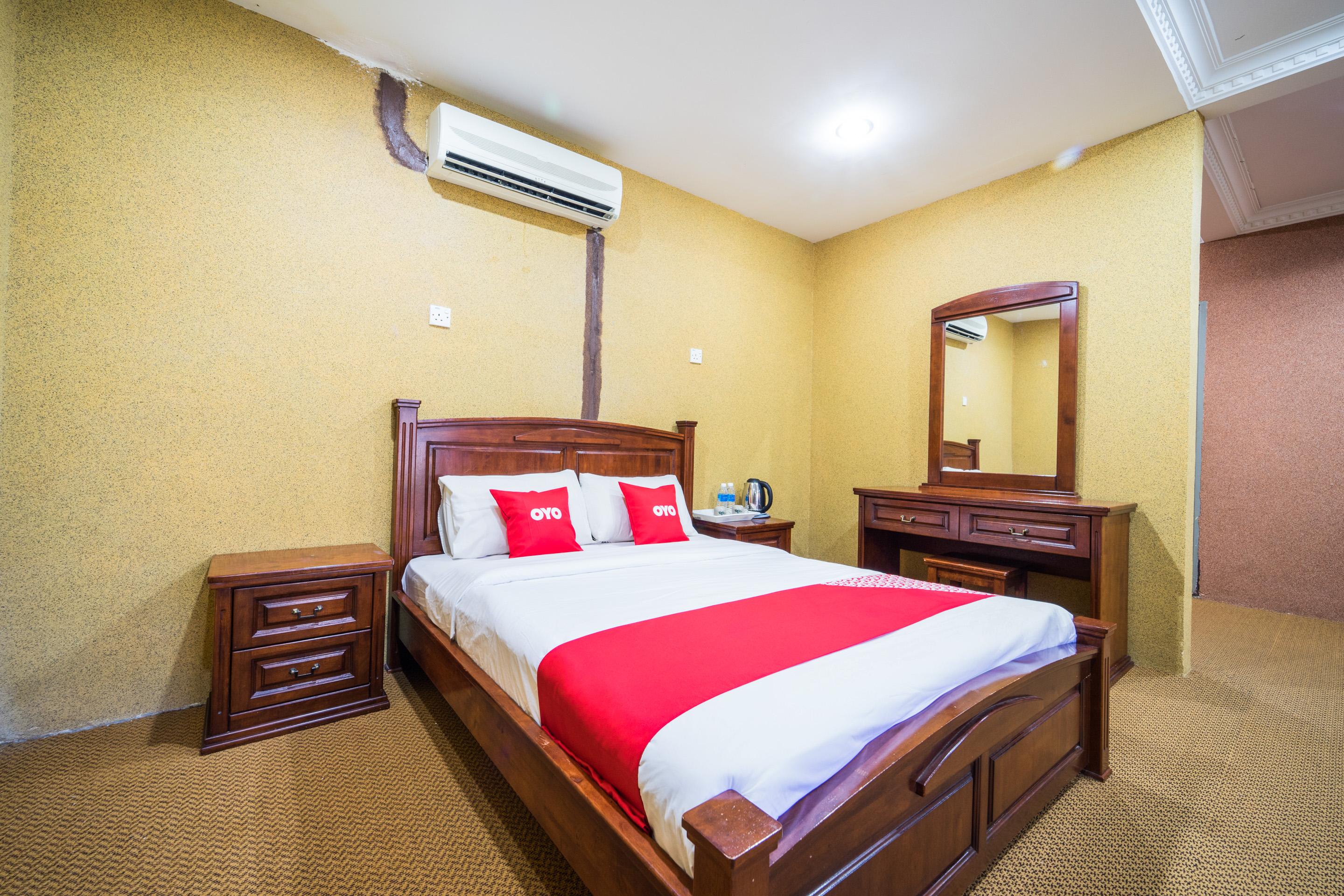 Terap Inn Kampong Raja Экстерьер фото