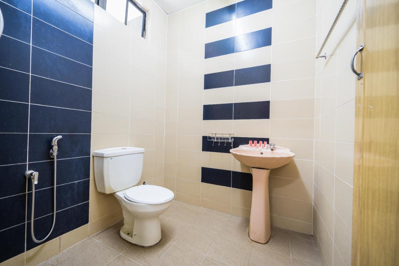 Terap Inn Kampong Raja Экстерьер фото